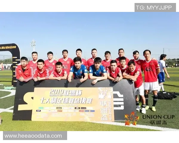 重庆足球队荣登足球战术排行榜第七名引发热议与期待 重庆足球队荣登足球战术排行榜第七名引发热议与期待