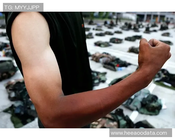 重庆篮球队的耐力揭秘:从训练到比赛的全方位探索与分析 重庆篮球队的耐力揭秘:从训练到比赛的全方位探索与分析